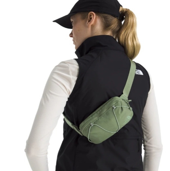 The North Face Terra Lumbar 1 Liter Waist Pack - Picture 3 of 8